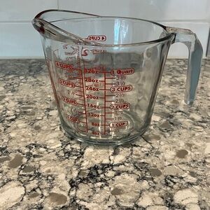 Anchor Hocking 4 Cup Tall Glass Measuring Cup with Red Markings